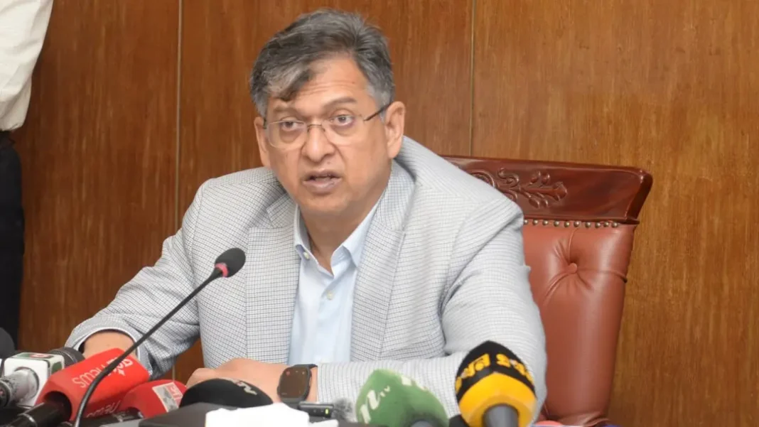 গোয়েন্দা তথ্যের ভিত্তিতে ৬ জেলায় সেনা মোতায়েন করা হয়েছে: স্বরাষ্ট্রমন্ত্রী