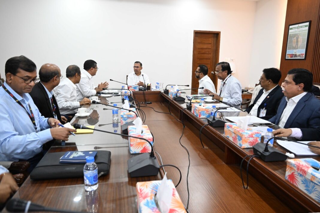 ধানমণ্ডি ও গুলশান লেকের সংস্কার ও উন্নয়ন এবং এসটিপি-সংক্রান্ত বৈঠকে প্রধানমন্ত্রী