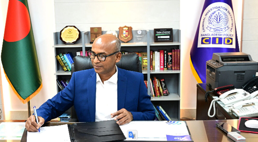 সিআইডি প্রধান হলেন ব্যারিস্টার মোশাররফ হোছাইন