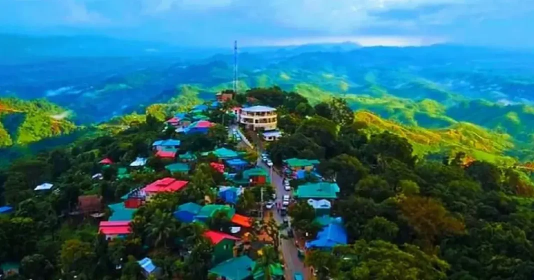 সাজেকে আটকা ৫ শতাধিক পর্যটক, রিসোর্ট ভাড়া নিচ্ছেন না মালিকরা সাজেকে আটকা ৫ শতাধিক পর্যটক, রিসোর্ট ভাড়া নিচ্ছেন না মালিকরা