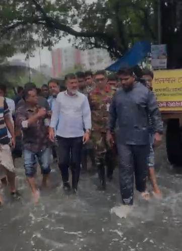 শাহজাদপুর গুলশান ১৮ নং ওয়ার্ড সংলগ্ন রাস্তা দ্রুত মেরামতের আশ্বাস