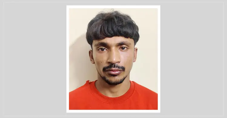 ফুটবল খেলা দেখতে নিষেধ করায় স্ত্রীকে মারধর, স্বামী গ্রেফতার ফুটবল খেলা দেখতে নিষেধ করায় স্ত্রীকে মারধর, স্বামী গ্রেফতার