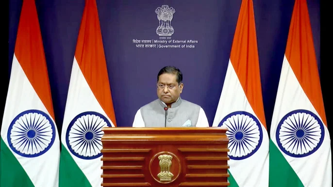 শেখ হাসিনাকে প্রত্যর্পণের অনুরোধ আইনি প্রক্রিয়ায় খতিয়ে দেখছে ভারত: জয়সওয়াল শেখ হাসিনাকে প্রত্যর্পণের অনুরোধ আইনি প্রক্রিয়ায় খতিয়ে দেখছে ভারত: জয়সওয়াল