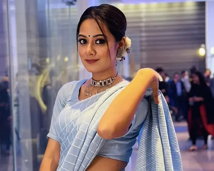 অপেক্ষা বাড়লো দীঘির অপেক্ষা বাড়লো দীঘির