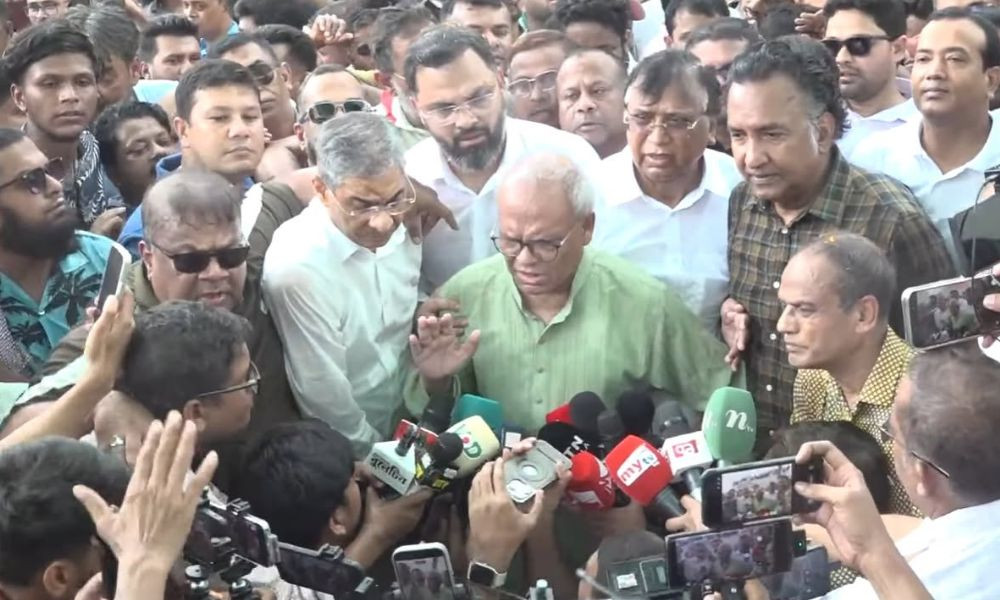 দলের নাম ভাঙিয়ে চলা লোকদের বিরুদ্ধে ব্যবস্থা নেওয়া হচ্ছে : রিজভী