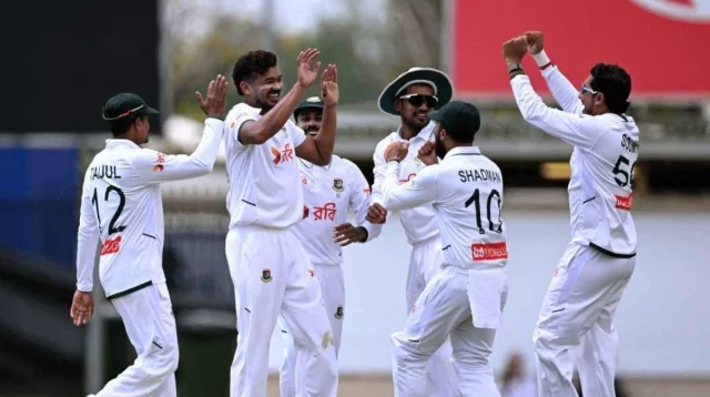 অস্ট্রেলিয়াকে গুঁড়িয়ে ইতিহাস লিখল বাংলাদেশ অস্ট্রেলিয়াকে গুঁড়িয়ে ইতিহাস লিখল বাংলাদেশ
