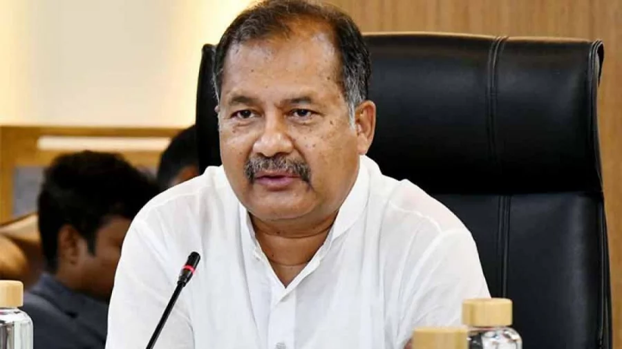 তথ্য ও সম্প্রচার মন্ত্রণালয় থেকে পদত্যাগ, প্রধানমন্ত্রীর উপদেষ্টা হলেন জহির উদ্দিন স্বপন তথ্য ও সম্প্রচার মন্ত্রণালয়ের মন্ত্রীর পদ থেকে পদত্যাগ