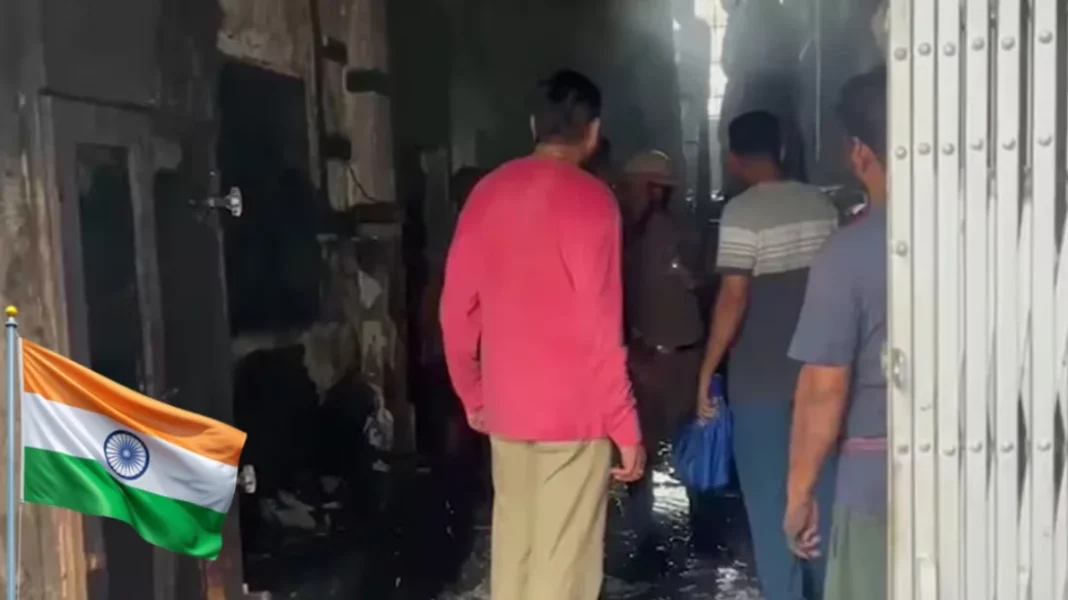 পশ্চিমবঙ্গে হোটেলে ভয়াবহ আগুন, নিহত ৬ পশ্চিমবঙ্গে হোটেলে ভয়াবহ আগুন, নিহত ৬
