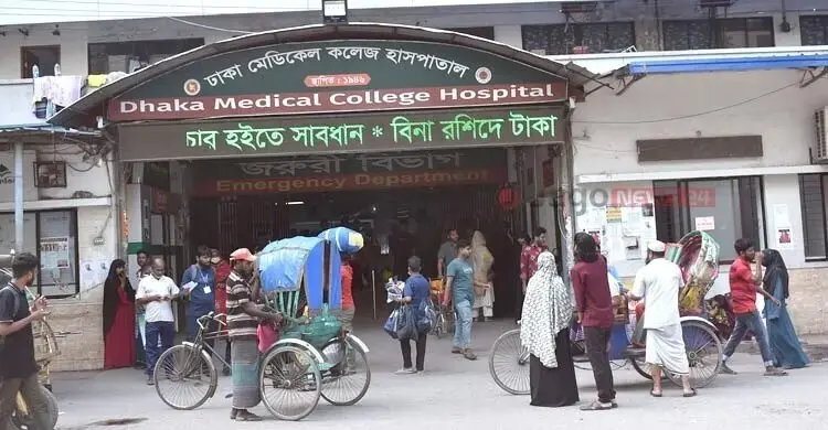 গেন্ডারিয়ায় সন্ত্রাসীদের এলোপাতাড়ি গুলি, নারীসহ গুলিবিদ্ধ ৩