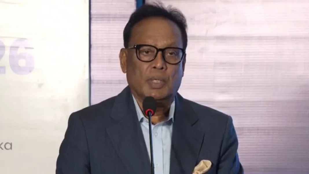 অপতথ্য রোধে গণমাধ্যমসহ সব পক্ষকে সমন্বিতভাবে কাজ করতে হবে: মন্ত্রী