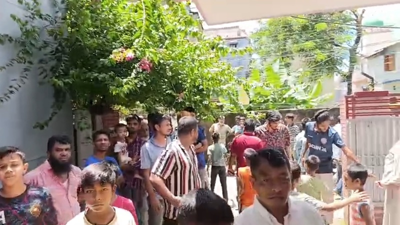 সিলেটে বাসা থেকে স্বামী-স্ত্রীসহ ৩ জনের লাশ উদ্ধার সিলেটে বাসা থেকে স্বামী-স্ত্রীসহ ৩ জনের লাশ উদ্ধার