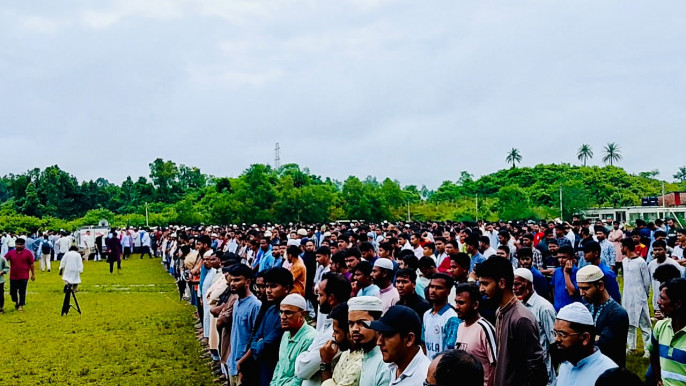 অপ্রতিমের জানাজা সম্পন্ন, কোটবাড়ির গন্ধমতিতেই হবে দাফন