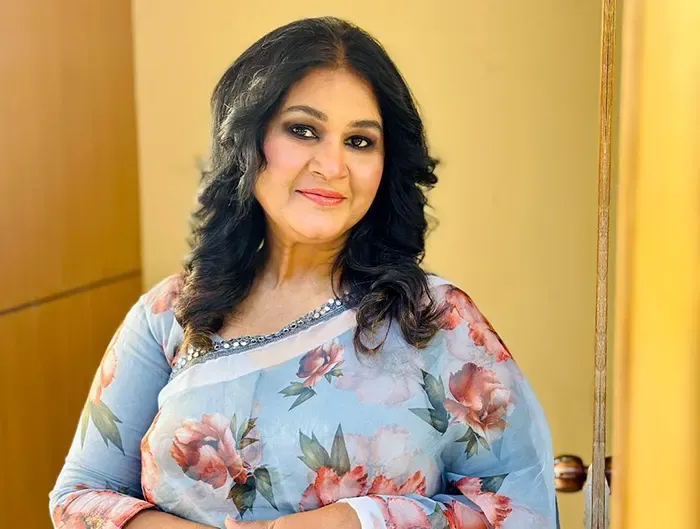 অভিনেত্রী হতে চেয়েছিলেন সামিনা চৌধুরী অভিনেত্রী হতে চেয়েছিলেন সামিনা চৌধুরী