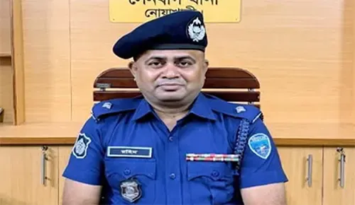 আওয়ামী লীগ নেতার বাড়িতে ভূরিভোজ: সেনবাগের ওসি প্রত্যাহার আওয়ামী লীগ নেতার বাড়িতে ভূরিভোজ: সেনবাগের ওসি প্রত্যাহার