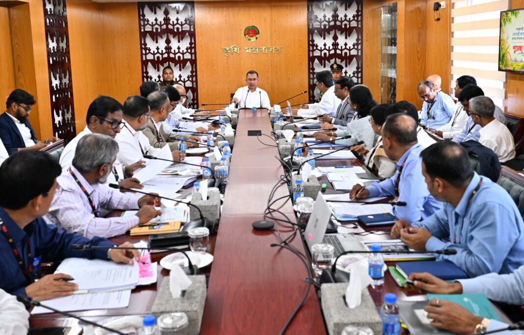 লিফট রেখে সিঁড়ি বেয়ে কৃষি মন্ত্রণালয়ে প্রধানমন্ত্রী লিফট রেখে সিঁড়ি বেয়ে কৃষি মন্ত্রণালয়ে প্রধানমন্ত্রী