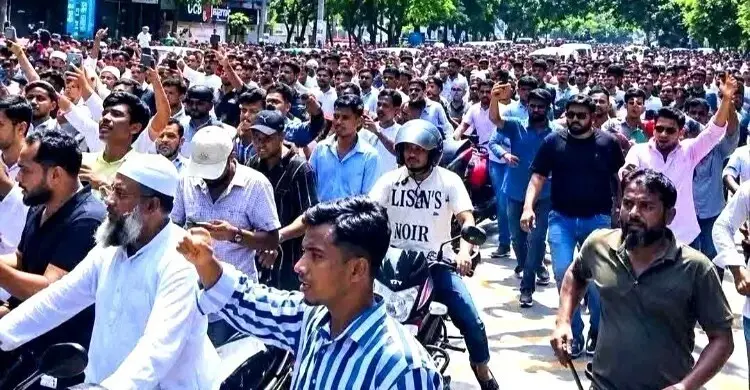 গুলশানে আওয়ামী লীগের মিছিলের ঘটনায় গ্রেফতার আরও ৪০ গুলশানে আওয়ামী লীগের মিছিলের ঘটনায় গ্রেফতার আরও ৪০