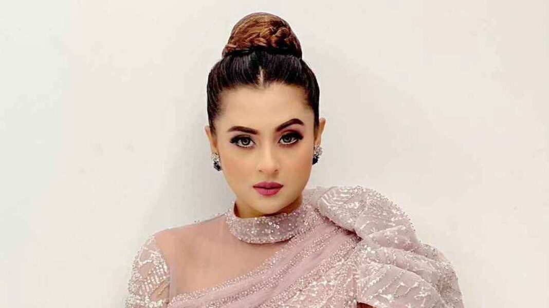 বুবলী ফিরছেন জানুয়ারিতে