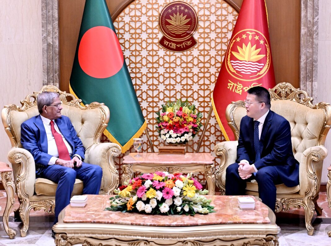 চীনের বিনিয়োগ বাড়ানো ও রোহিঙ্গা প্রত্যাবাসনে সহায়তার আহ্বান রাষ্ট্রপতির চীনের বিনিয়োগ বাড়ানো ও রোহিঙ্গা প্রত্যাবাসনে সহায়তার আহ্বান রাষ্ট্রপতির