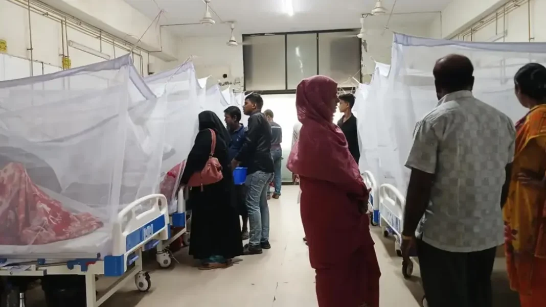 ডেঙ্গুতে আরো ৩ জনের মৃত্যু ২৪ ঘণ্টায় ডেঙ্গুতে আরো ৩ জনের মৃত্যু