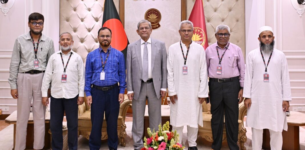 এআই ব্যবহার পরিমিত মাত্রায় হওয়া প্রয়োজন, যাতে সৃজনশীলতা হ্রাস না পায়: রাষ্ট্রপতি আর্টিফিসিয়াল ইন্টেলিজেন্স (এআই)-এর ব্যবহার পরিমিত মাত্রায় হওয়া প্রয়োজন, যাতে সৃজনশীলতা হ্রাস না পায়: রাষ্ট্রপতি