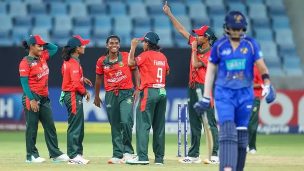 ব্যাটিং ব্যর্থতার পর বোলারদের নৈপুণ্যে সেমিফাইনালে বাংলাদেশ ব্যাটিং ব্যর্থতার পর বোলারদের নৈপুণ্যে সেমিফাইনালে বাংলাদেশ