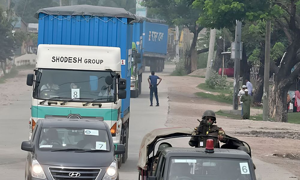 কঠোর নিরাপত্তায় রূপপুরের পথে ইউরেনিয়াম