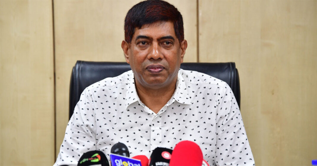 ডিএমপি মিডিয়া সেন্টারে আয়োজিত সংবাদ সম্মেলনে