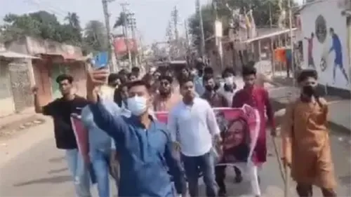 কুমিল্লায় নিষিদ্ধ সংগঠন ছাত্রলীগের ঝটিকা মিছিল, আটক ১০