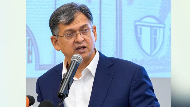 অন্তর্বর্তীকালীন সরকারের করা জুলাই সনদের আইনি ভিত্তি নেই: স্বরাষ্ট্রমন্ত্রী