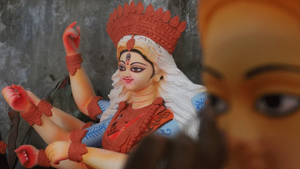 আজ দেবীর বোধন, দুর্গোৎসব শুরু কাল