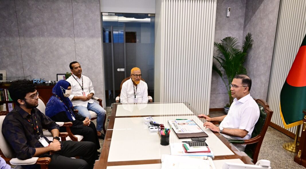 প্রধানমন্ত্রীর সঙ্গে সাক্ষাৎ করলেন আবরার ফাহাদের পরিবারের সদস্যরা