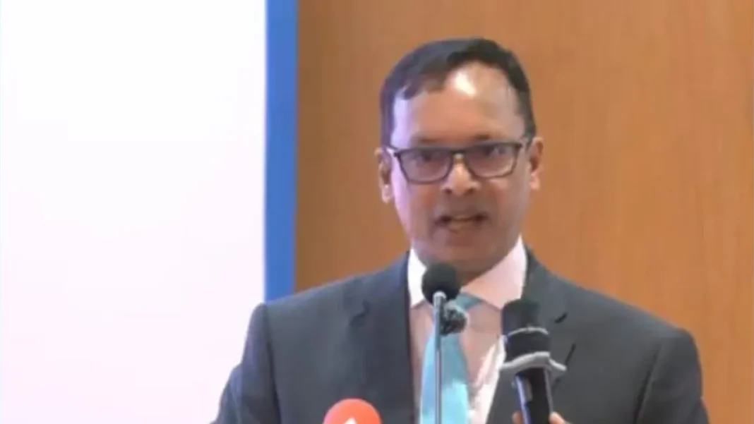 অনৈতিক আইনজীবীদের বিরুদ্ধে কঠোর ব্যবস্থার হুঁশিয়ারি অ্যাটর্নি জেনারেলের