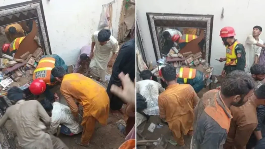পাকিস্তানে স্কুলের ছাদ ধসে মৃত্যু বেড়ে ৩৪