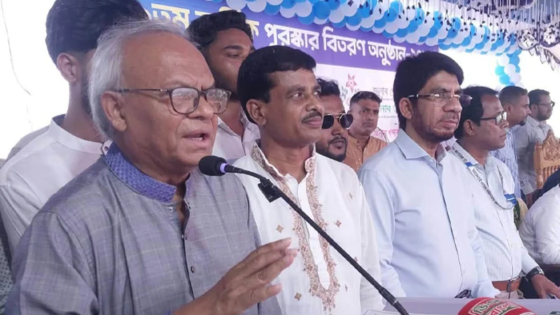 একটি চক্র সরকার ও দেশের ভাবমুর্তি নষ্টের ষড়যন্ত্র করছে: রিজভী
