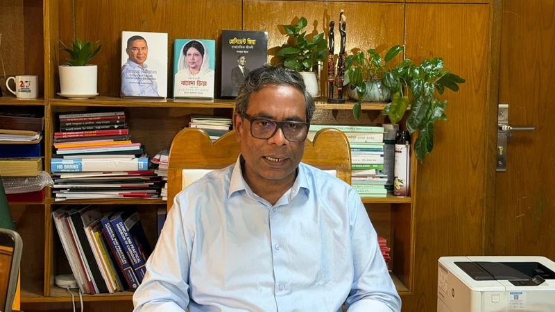 ডেঙ্গু প্রতিরোধে প্রধানমন্ত্রী নিজেই রাস্তায় নেমেছেন: স্বাস্থ্য প্রতিমন্ত্রী